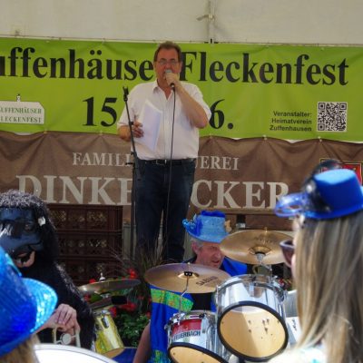 Andreas Goihl vom KC Stg. Rössle eröffnet das Fleckenfest